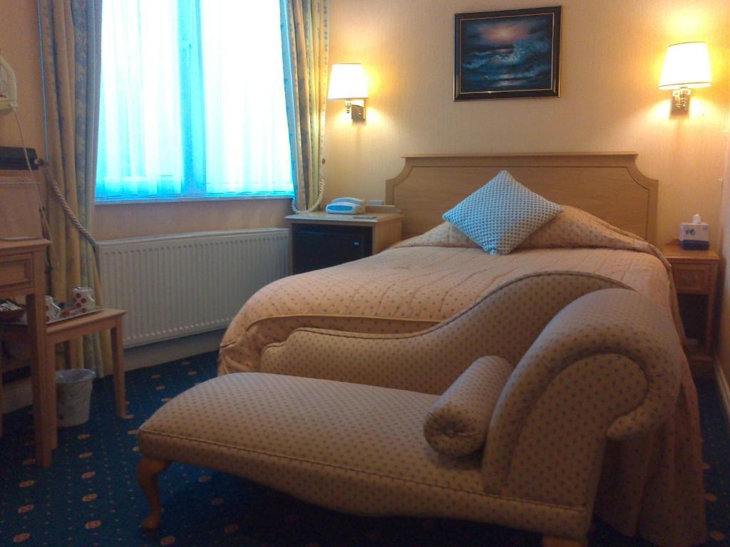 Welbeck Hotel & Apartments Douglas Room photo